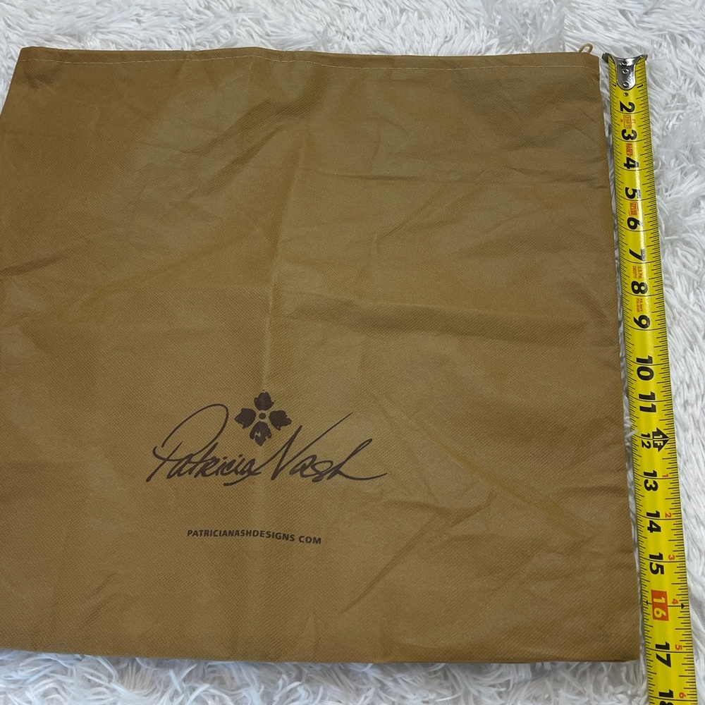 PATRICIA NASH Tan and Brown FLOWER  Leather Bag WITH DUST BAG  SOME SMALL MARKS - Picture 9 of 13